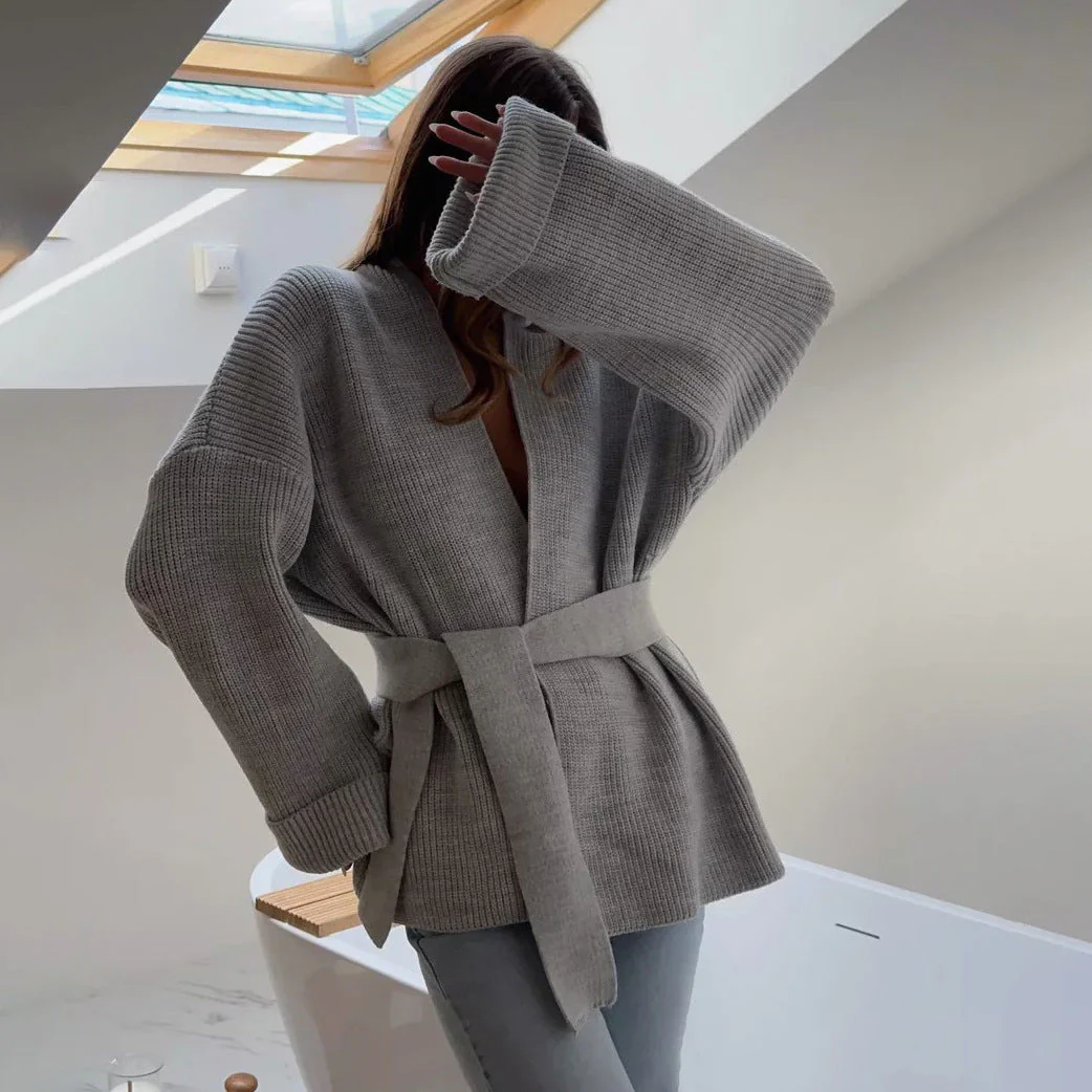 Damescardigan – Relaxte Pasvorm – Overslagmodel – Ribbelstructuur – Strikceintuur