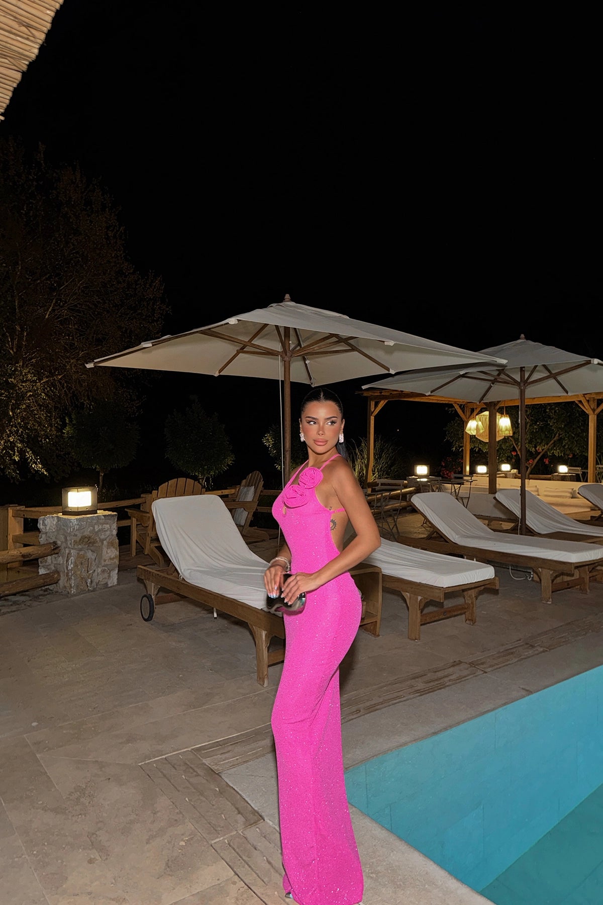 Fuchsia Jurk met Roosdetail
