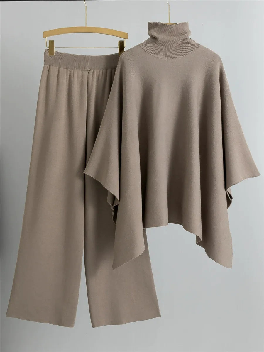 Ladies Set – Knitted Cape Top with Turtleneck – Wide Trousers – Relaxed Fit
