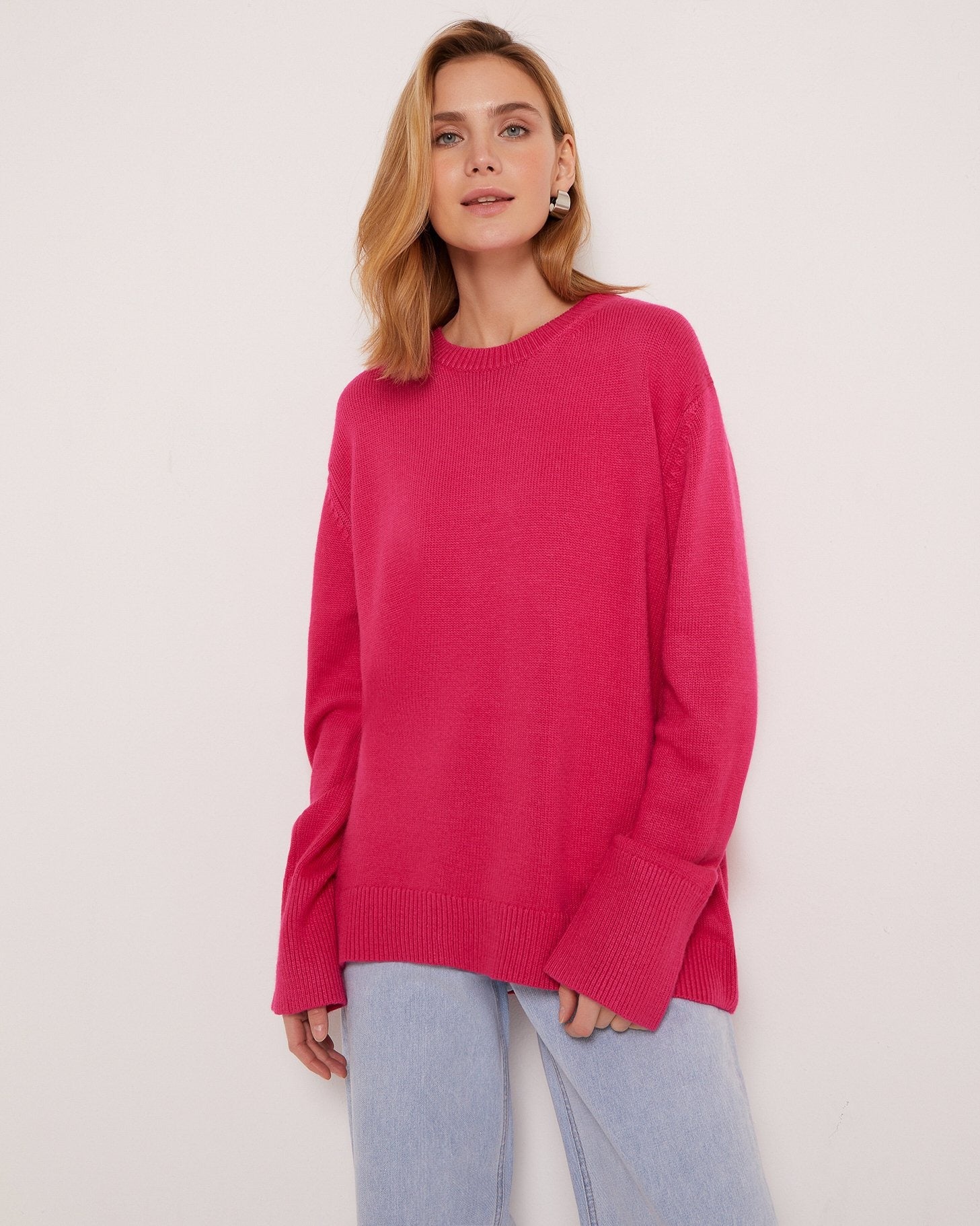 Women's Sweatshirt – Oversized Relaxed Fit – Soft Knit – Round Neck – Ribbed Cuffs