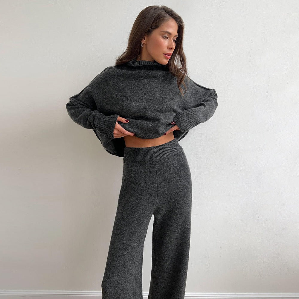 Women's Sweater Set – Oversized Fit – Chunky Knit – Turtleneck and Wide-Leg Pants