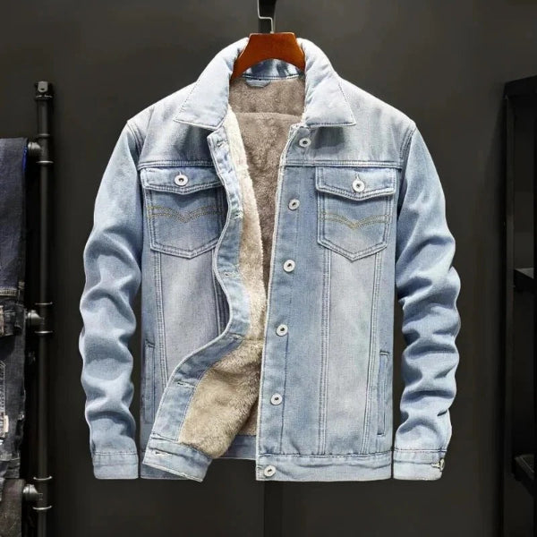 Heren Denim Truckerjack – Relaxte pasvorm – Sherpa voering – Knoopsluiting – Borstzakken