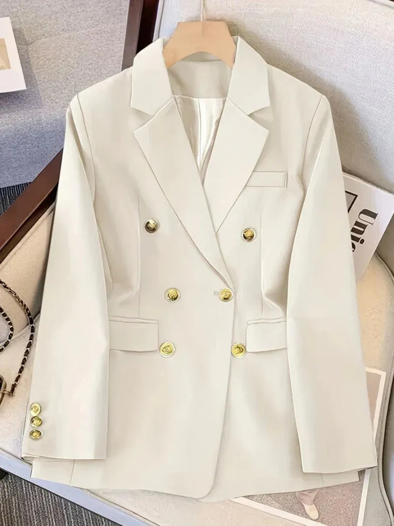 Damesblazer – Getailleerde Pasvorm – Dubbelrijige Sluiting – Gouden Knopen – Wollook