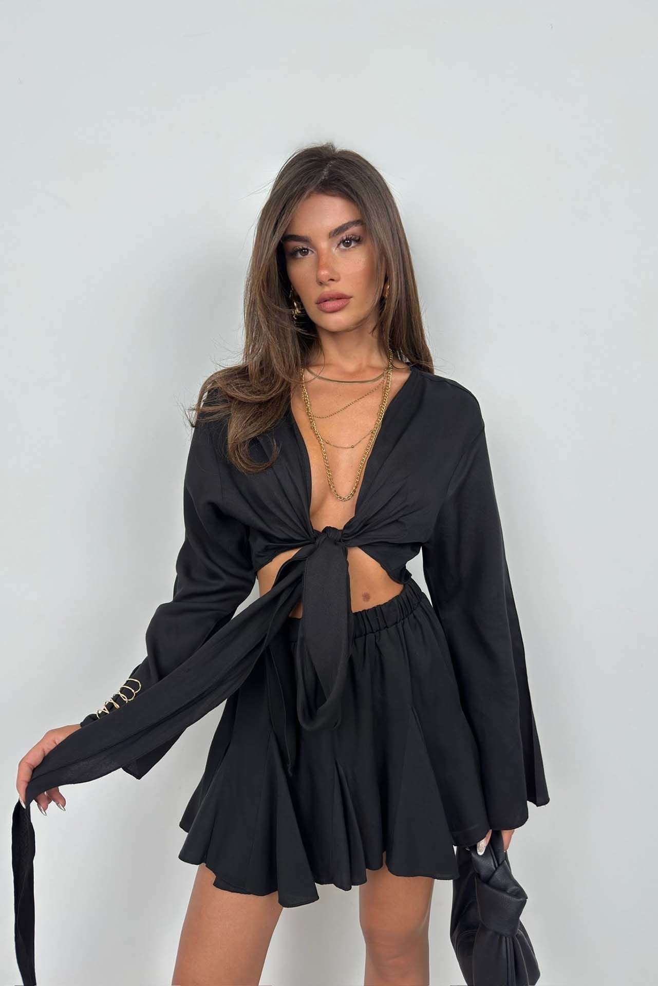 Zwarte Crop Top met Boothals en Lange Mouwen