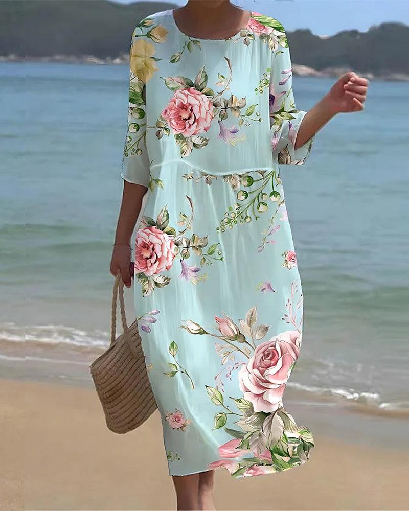 Vrouwelijke Maxi Jurk met Bloemenprint en Subtiele Buikbedekking