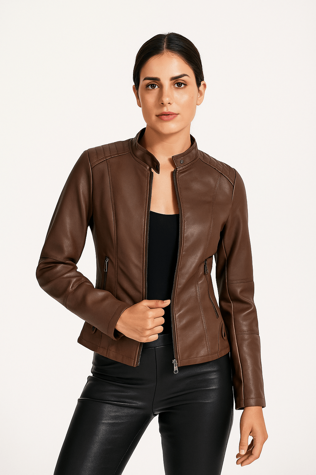 Dames Leren Jas – Getailleerd Model – Opstaande Kraag – Ritszakken – Lange Mouwen